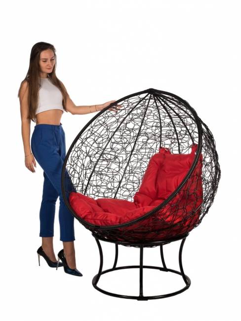 Кресло из ротанга Orbis  Красная подушка