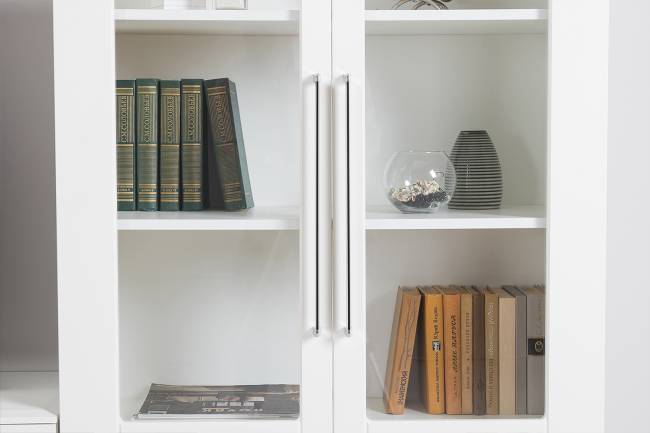 Тумба-комод и шкаф с тремя стеклянными дверками в гостиную Валенсия цвет белый шагрень